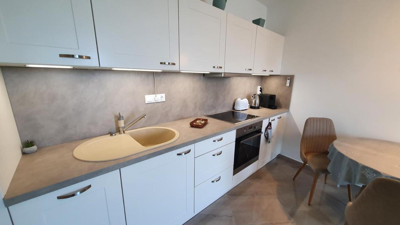 Kekvitorla Apartman كيستاي المظهر الخارجي الصورة